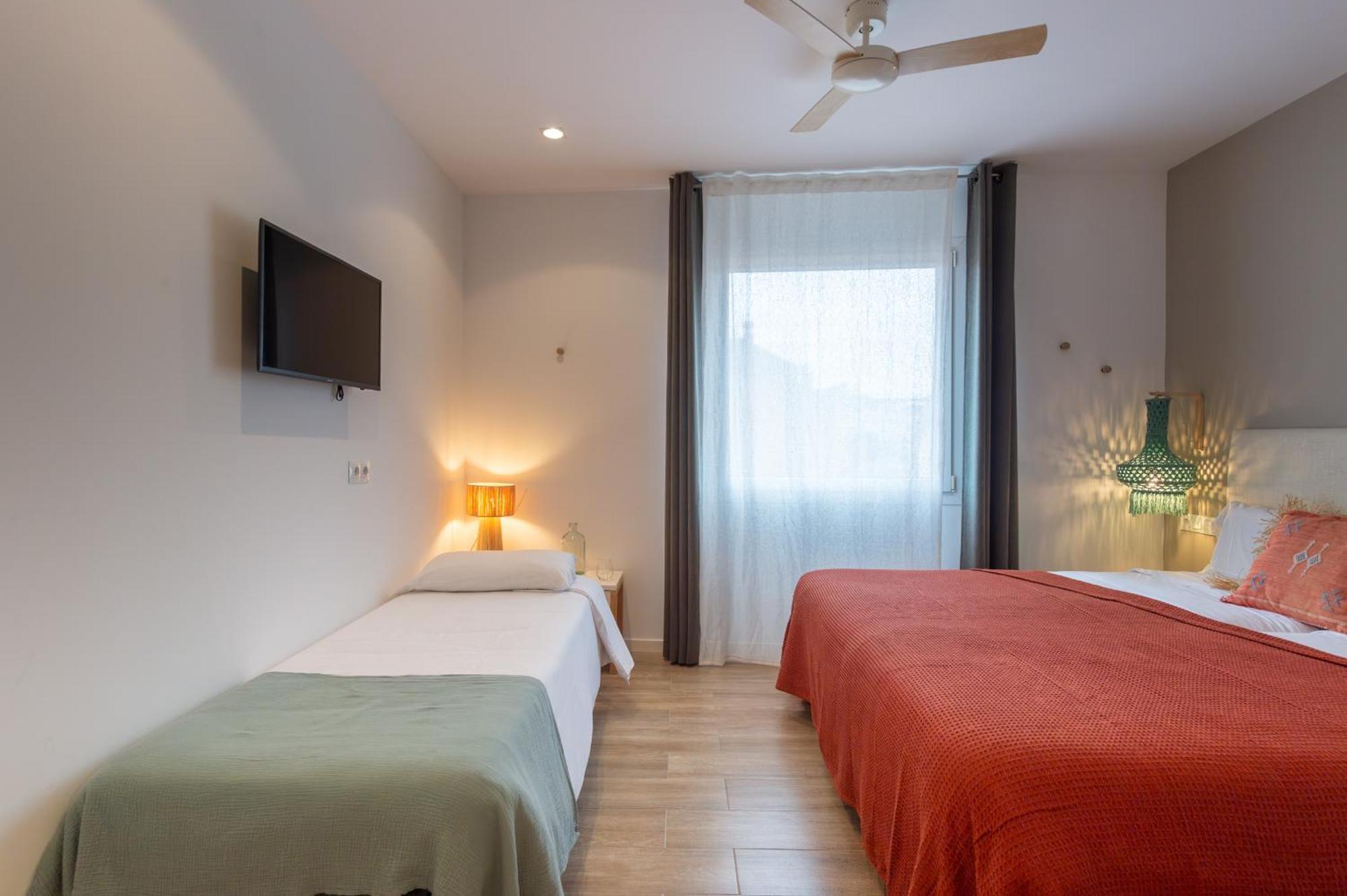 Hostal Boutique Es Portalet Sant Feliu de Guixols Room photo