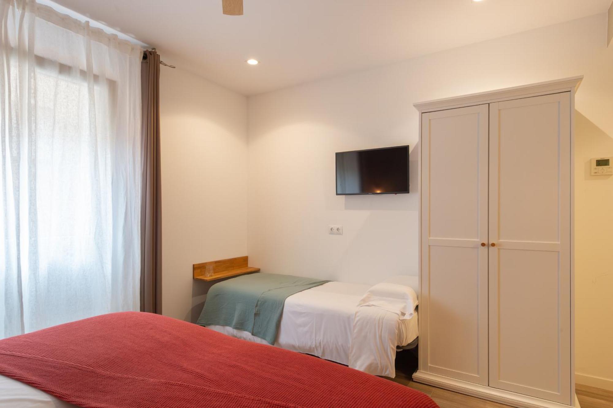 Hostal Boutique Es Portalet Sant Feliu de Guixols Room photo